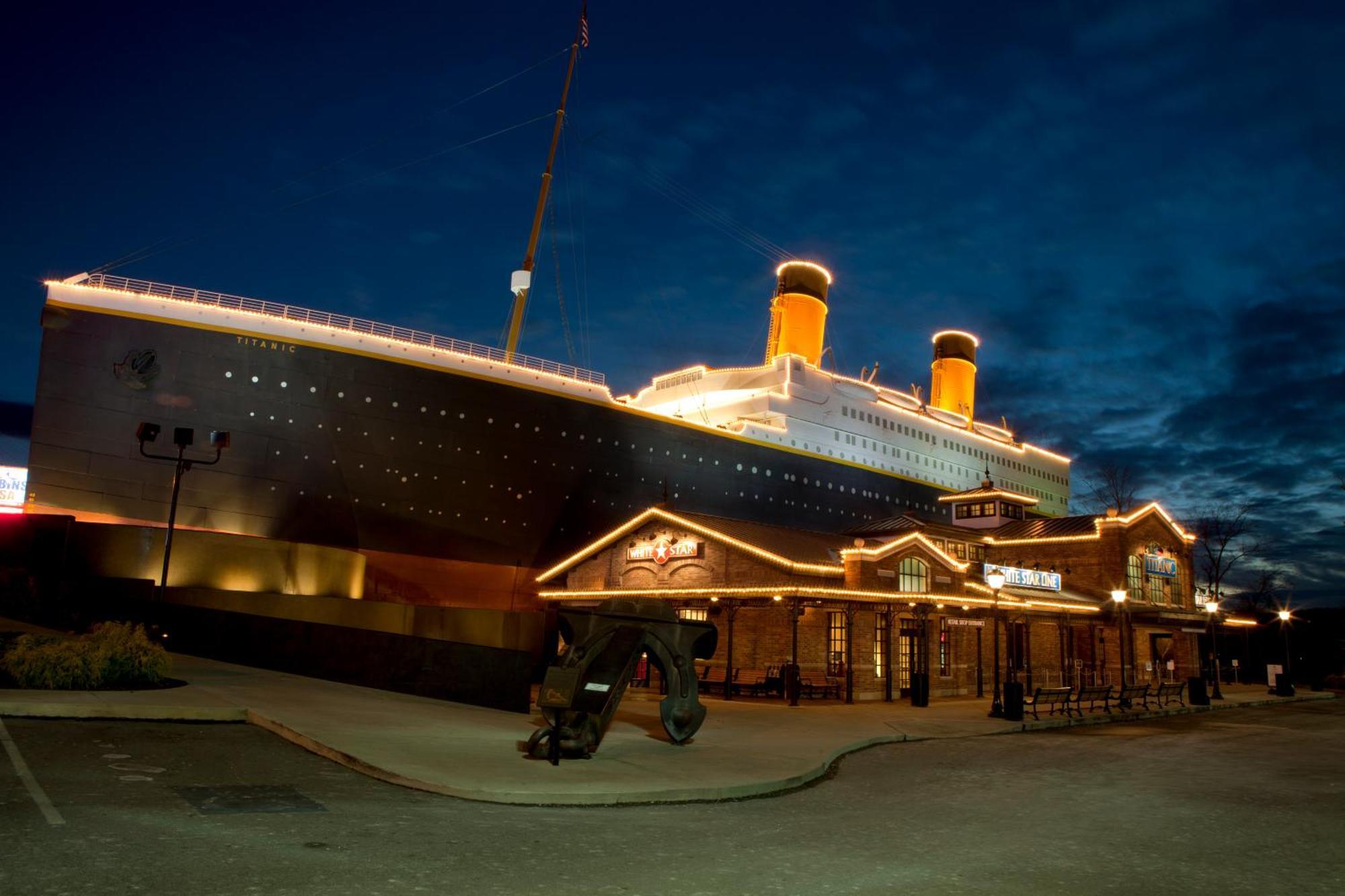 Glori'S Retreat, Game Room, 1089 Of Free Attraction Tickets For Each Paid Day, Dollywood And More Pigeon Forge Exterior photo